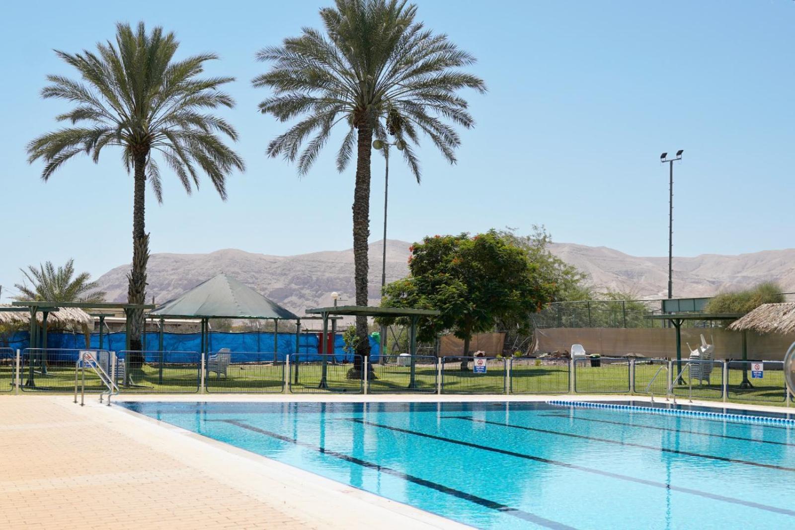 Almog Hotel Exterior photo
