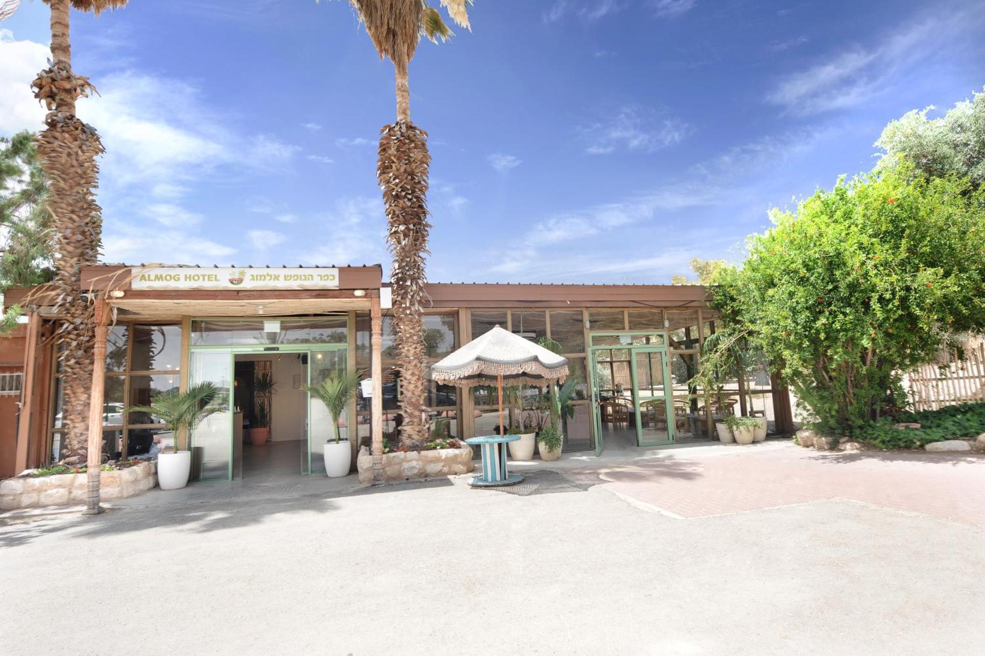 Almog Hotel Exterior photo