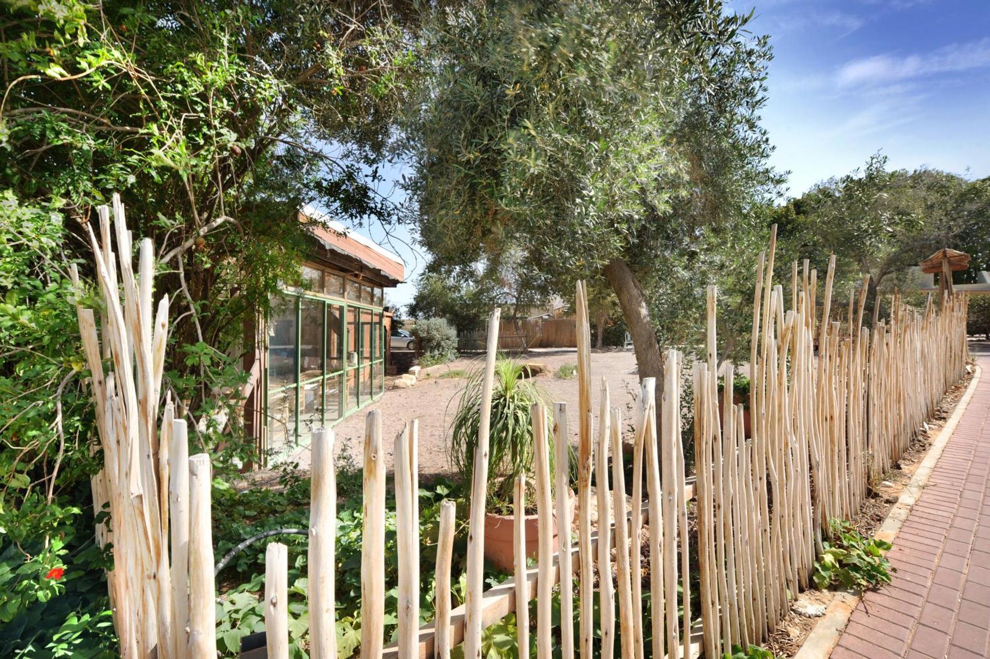 Almog Hotel Exterior photo