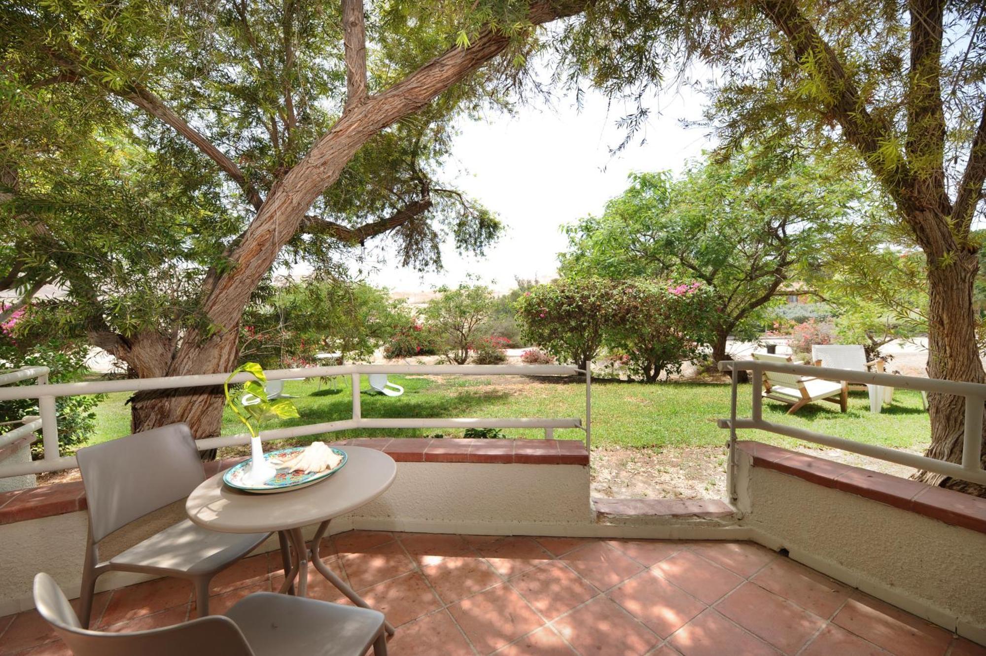 Almog Hotel Exterior photo